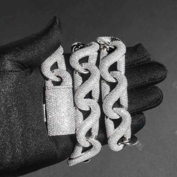 20MM Iced Out Paper Clip Infinity Chain - Image 3
