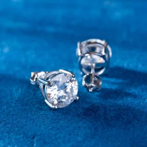 8MM Round Moissanite Stud Earrings