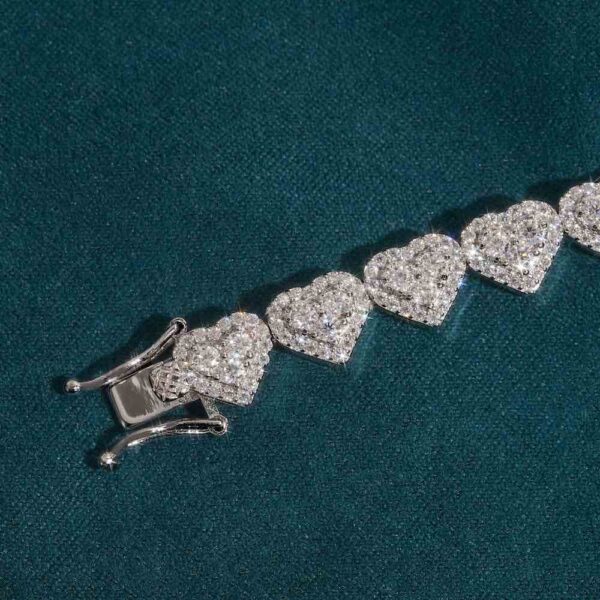 8MM Moissanite Heart Link Bracelet 14K Gold - Image 3