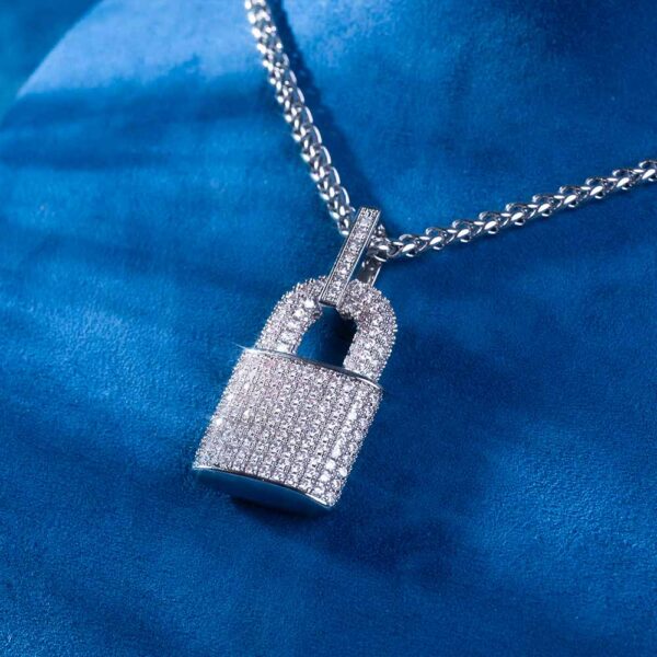 Moissanite Padlock Pendant 14K Gold - Image 2