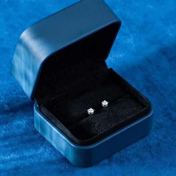 4MM Round Moissanite Stud Earrings - Image 3